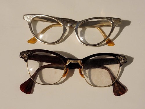 Two pairs vintage art craft - pairs,