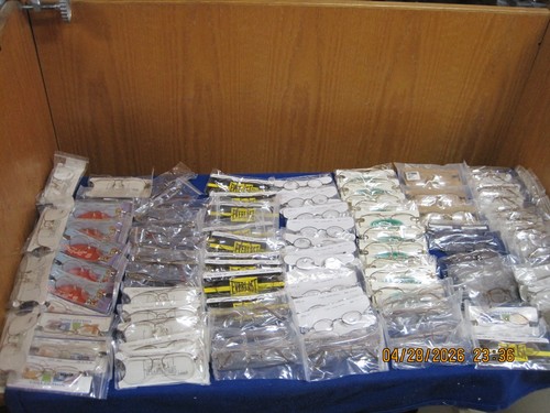 Wholesale lot 100 new frame - new,